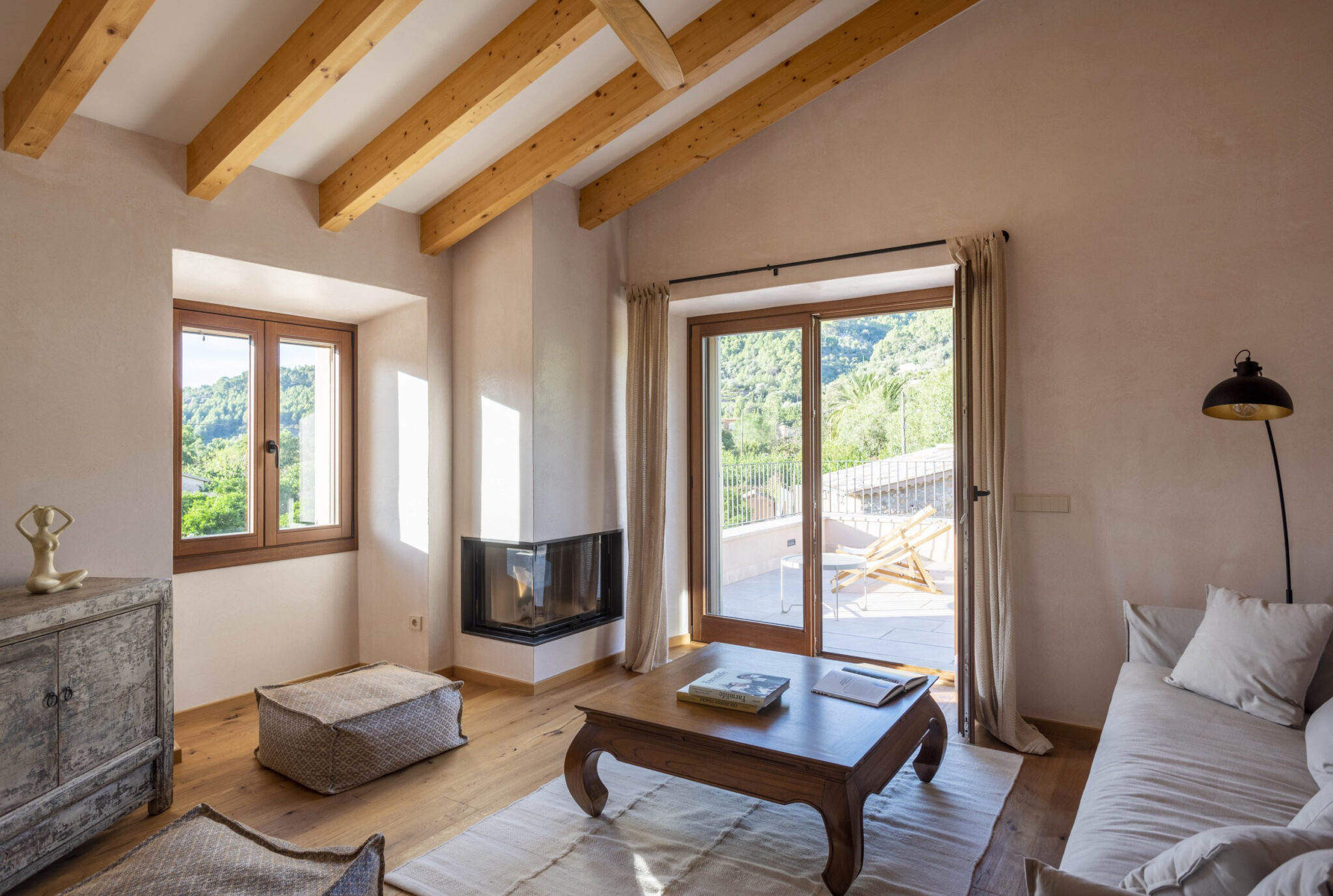 ca-na-nela-biniaraix-mallorca-living-room