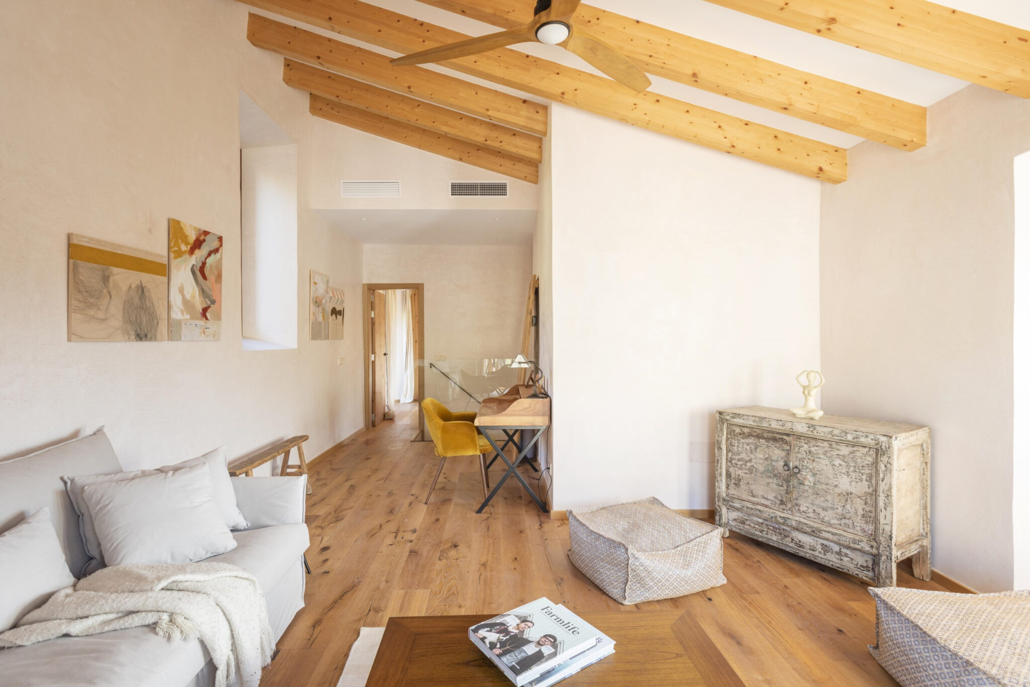 ca-na-nela-villa-biniaraix-living-room