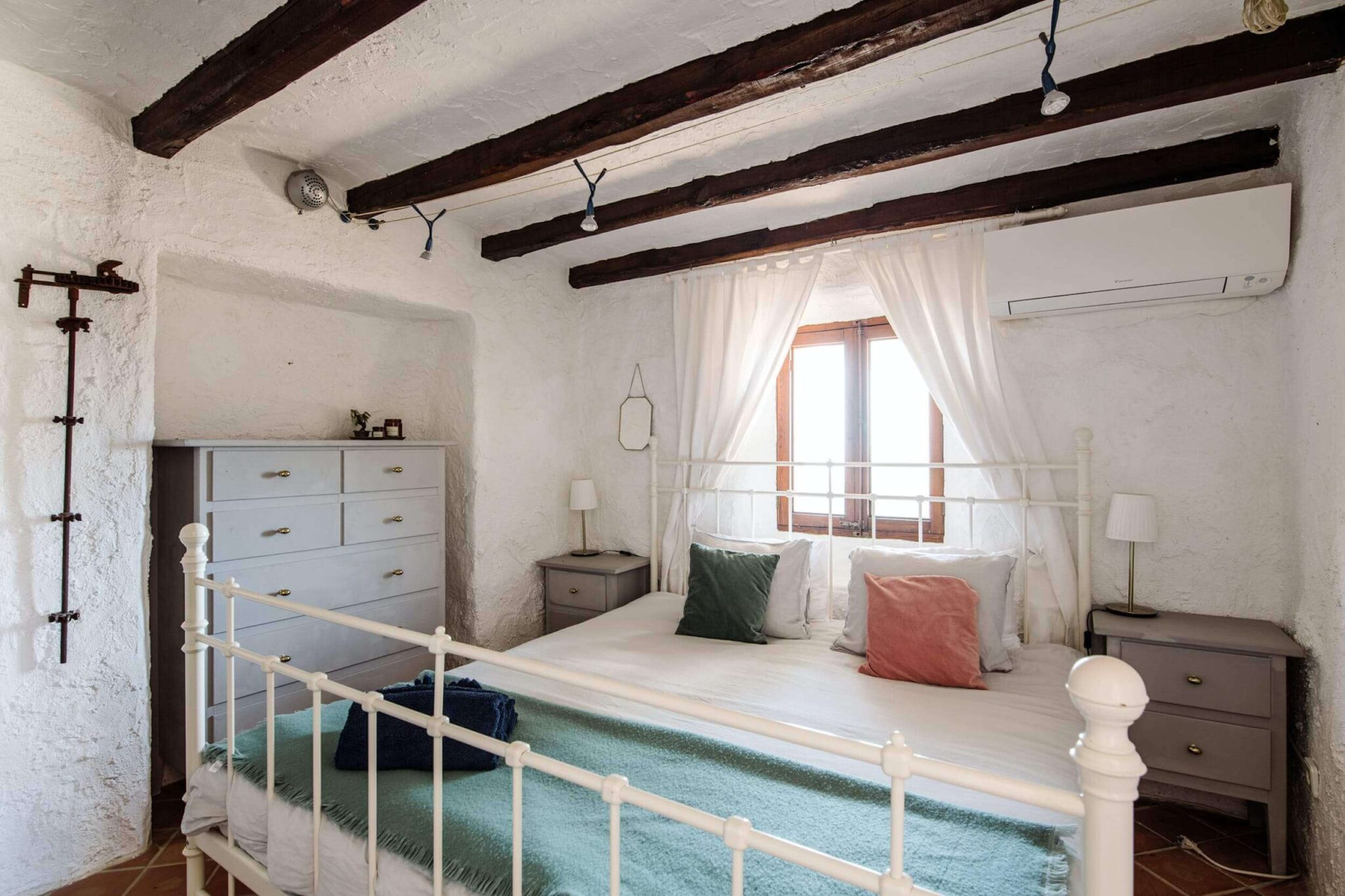 can-clementine-felanitx-mallorca-bedroom
