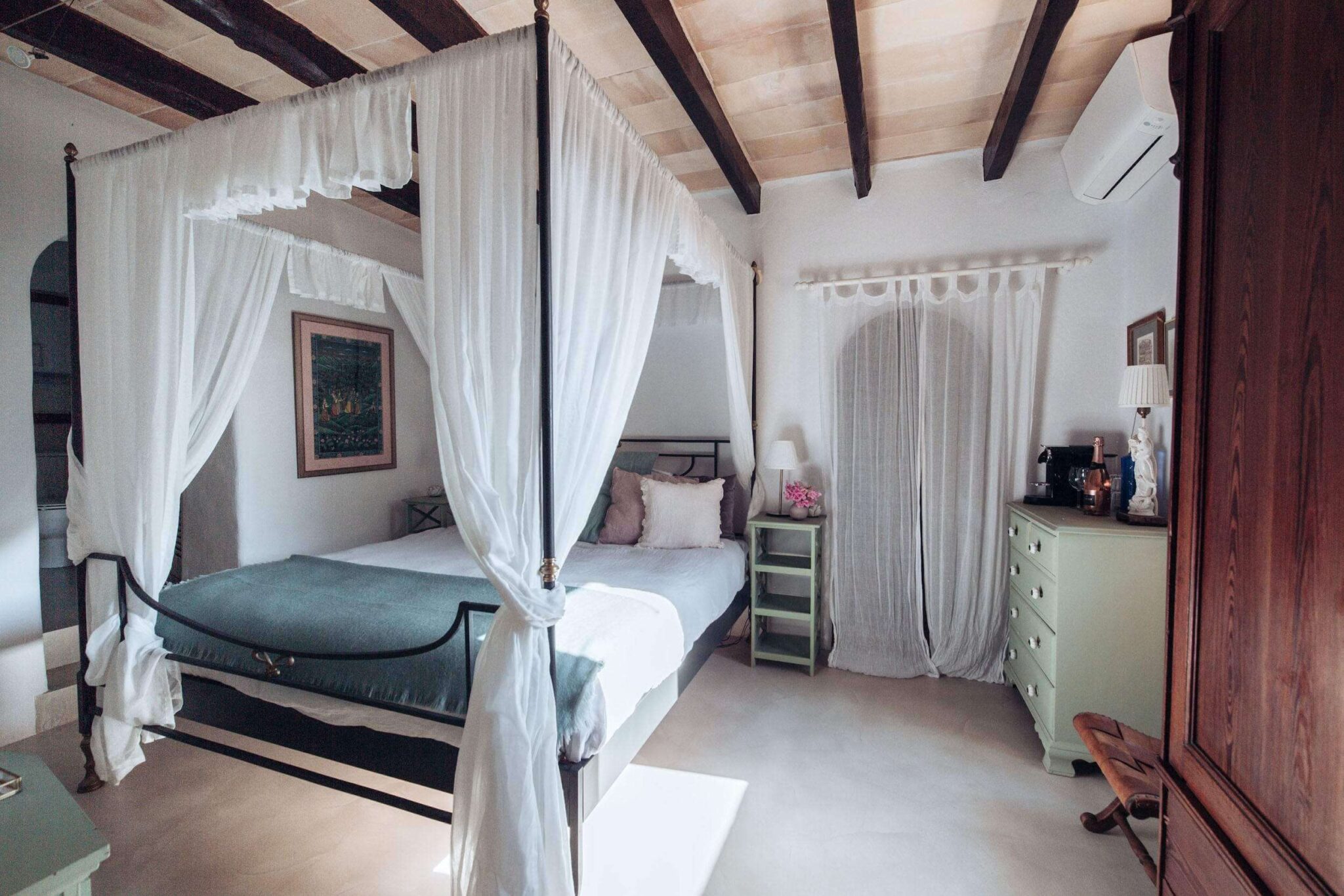 can-clementine-felanitx-mallorca-double-bedroom