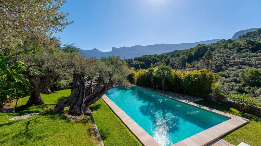 Private swimming pool at Son Salas luxury villa in Sóller Mallorca