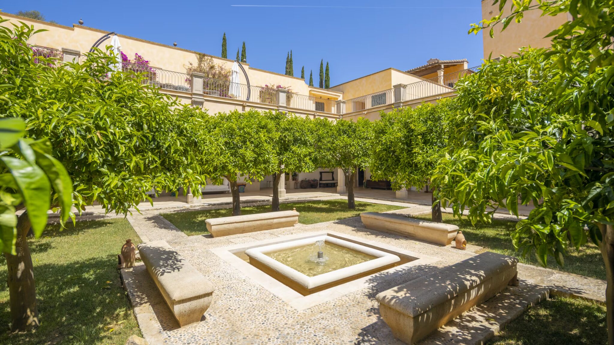 es-fangar-heritage-property-patio-mallorca