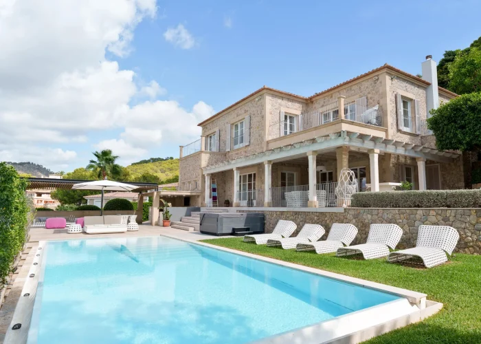 19115d8b-13db-429d-999c-fd7b8d527c30-large