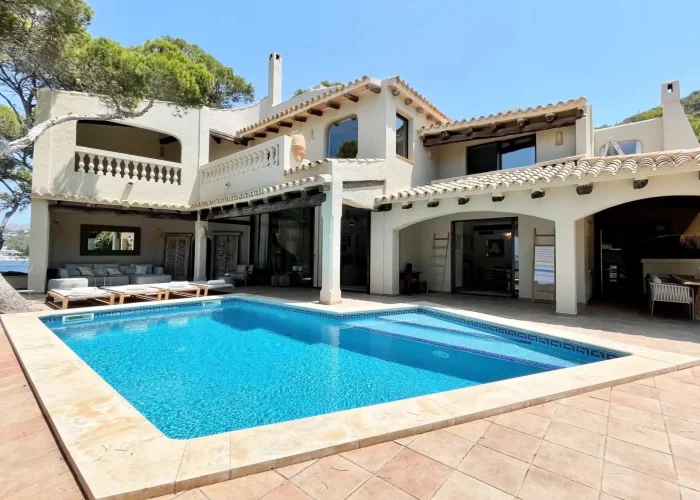 60a16ace-a58f-4e10-b39d-4aae91c58338-large