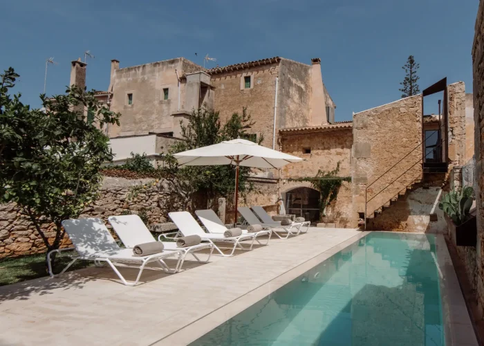 cas-padri-pons-santanyi-mallorca-luxury-townhouse-exterior