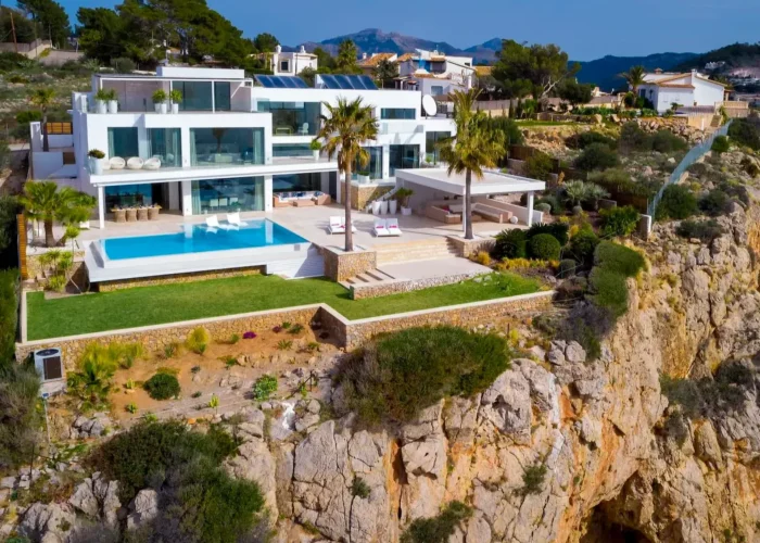 db3ba6c3-fa85-49bd-90c5-689ecc5f1bb5-large