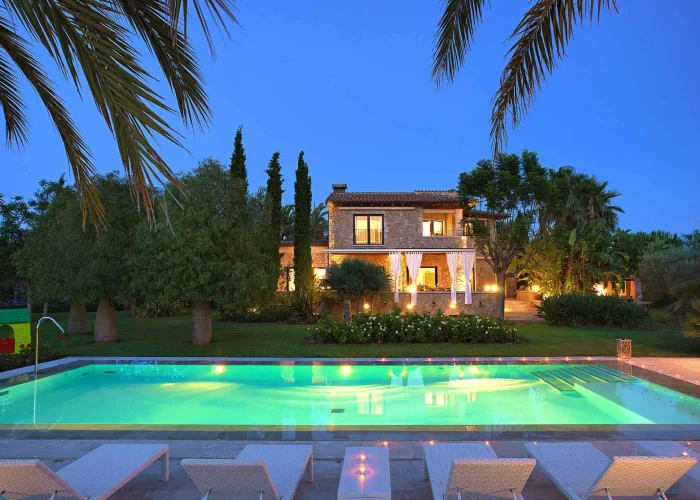 finca-can-pou-pollensa-mallorca-villa-pool-area