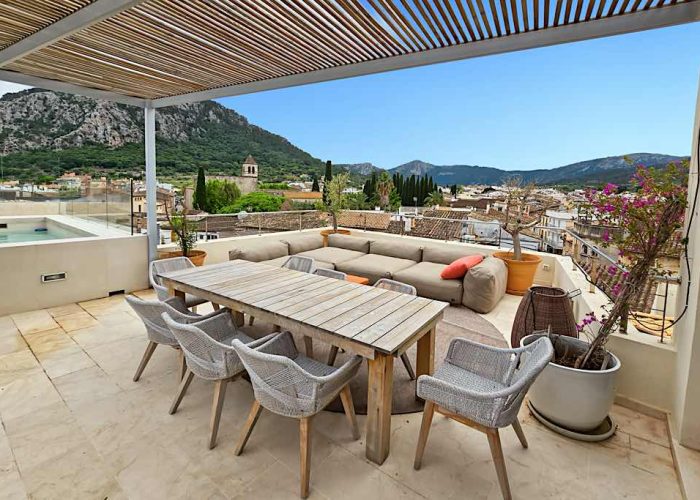 skyline-pollensa-townhouse-view-mallorca