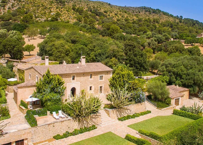 son-simo-vell-finca-alcudia-mallorca-holiday-villa