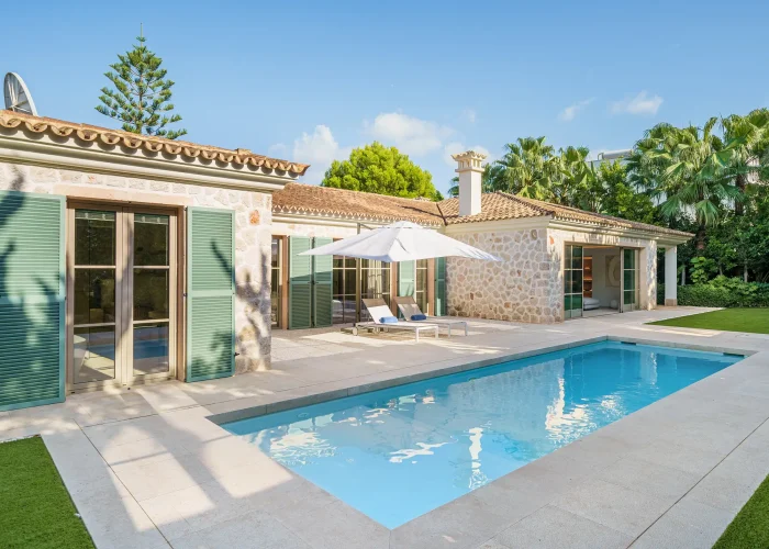 villa-for-sale-nova-santa-ponsa