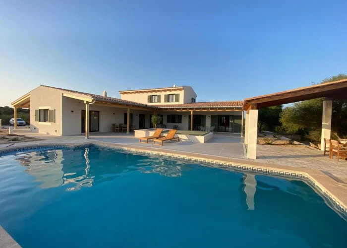 villa-lorena-ses-salines-mallorca-private-pool